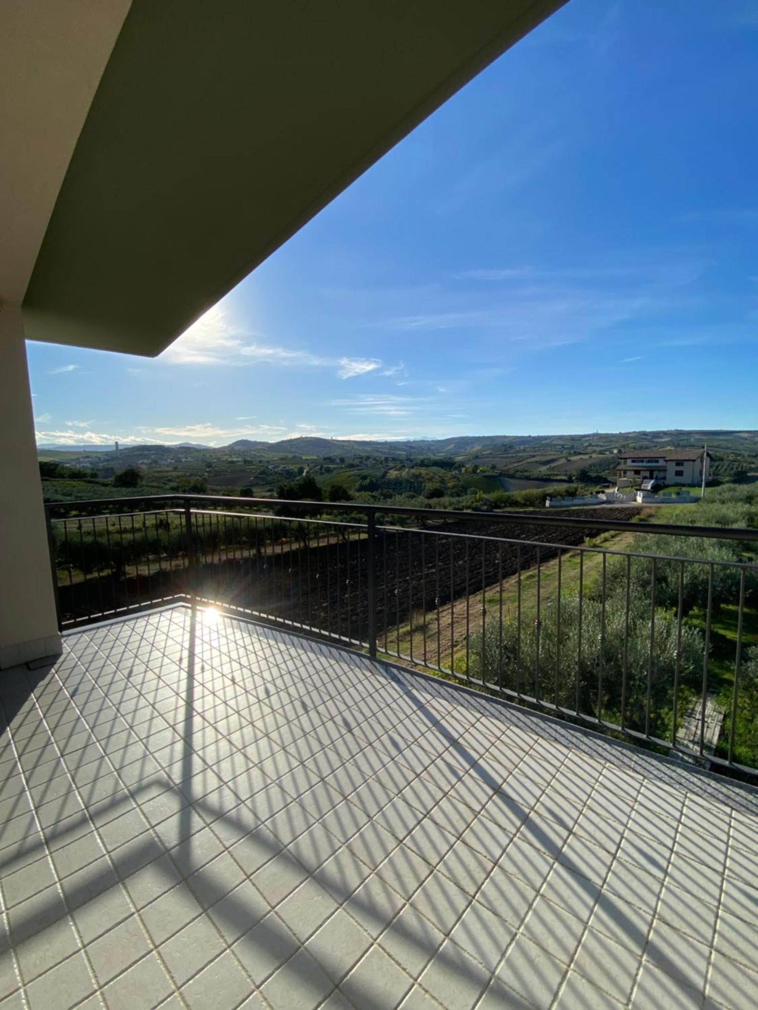 Colline Del Sole Bed & Breakfast San Salvo Exterior photo